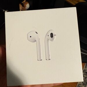 Apple AirPods with Charging Case